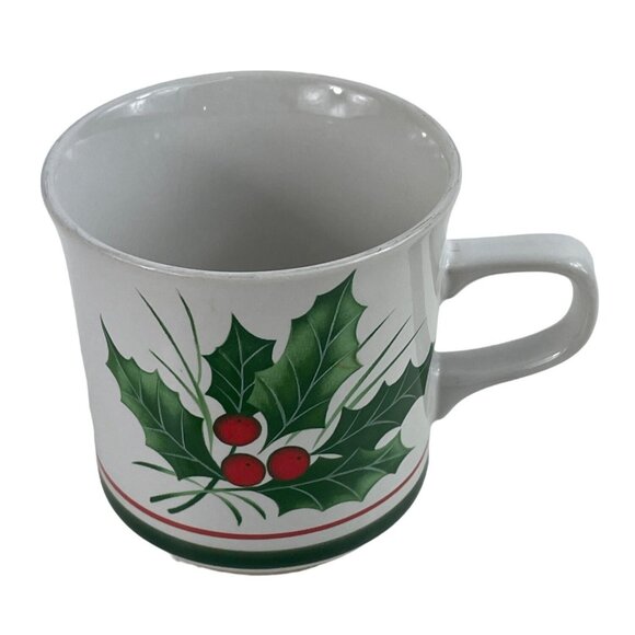 Anchor Hocking Homecoming Christmas Holly Stoneware Mug Cup - Picture 3 of 11